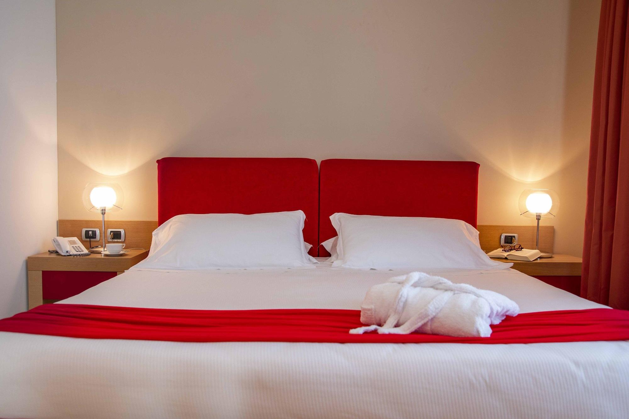 Hotel Remilia Reggio Emilia Luaran gambar