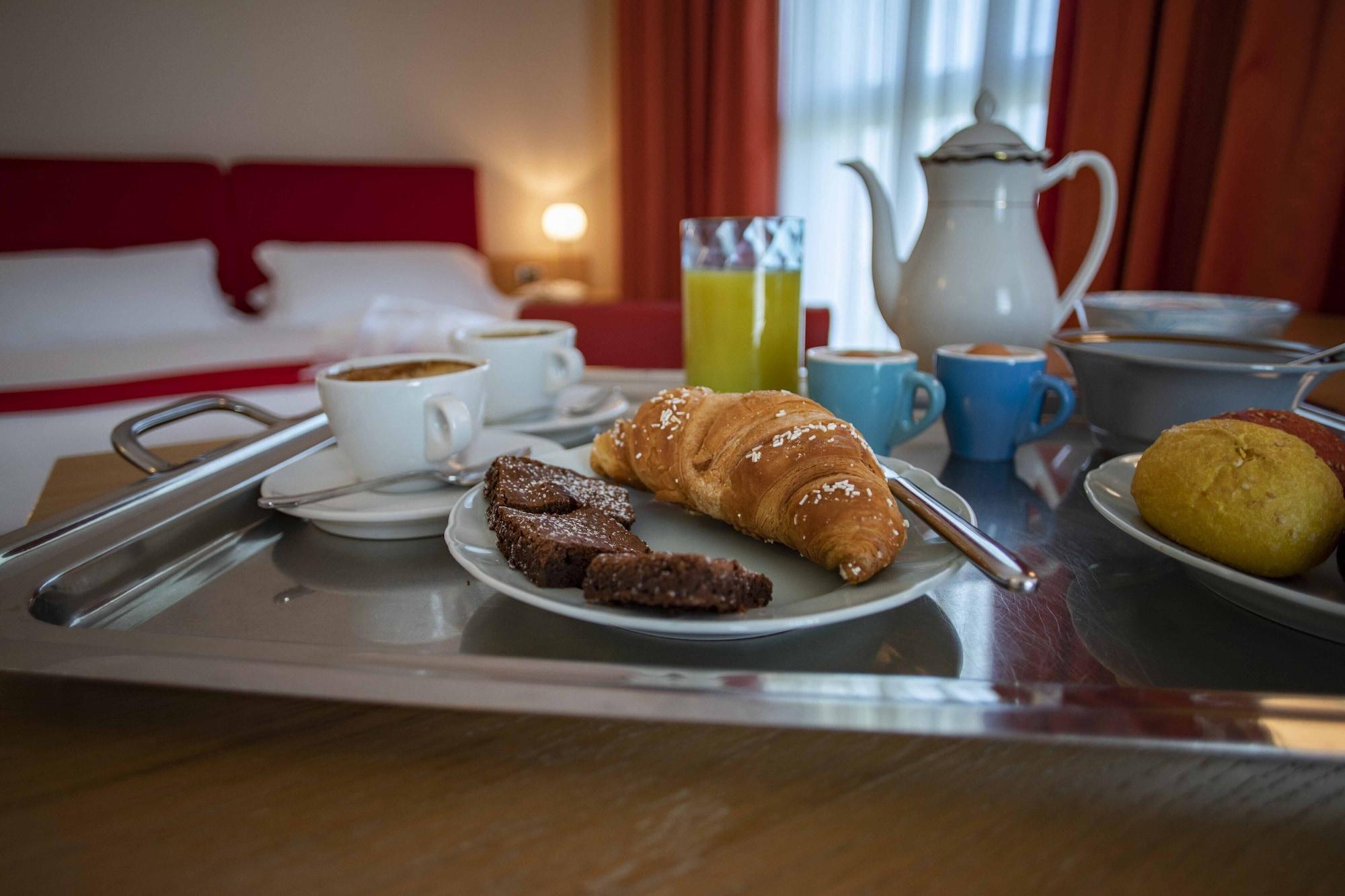 Hotel Remilia Reggio Emilia Luaran gambar