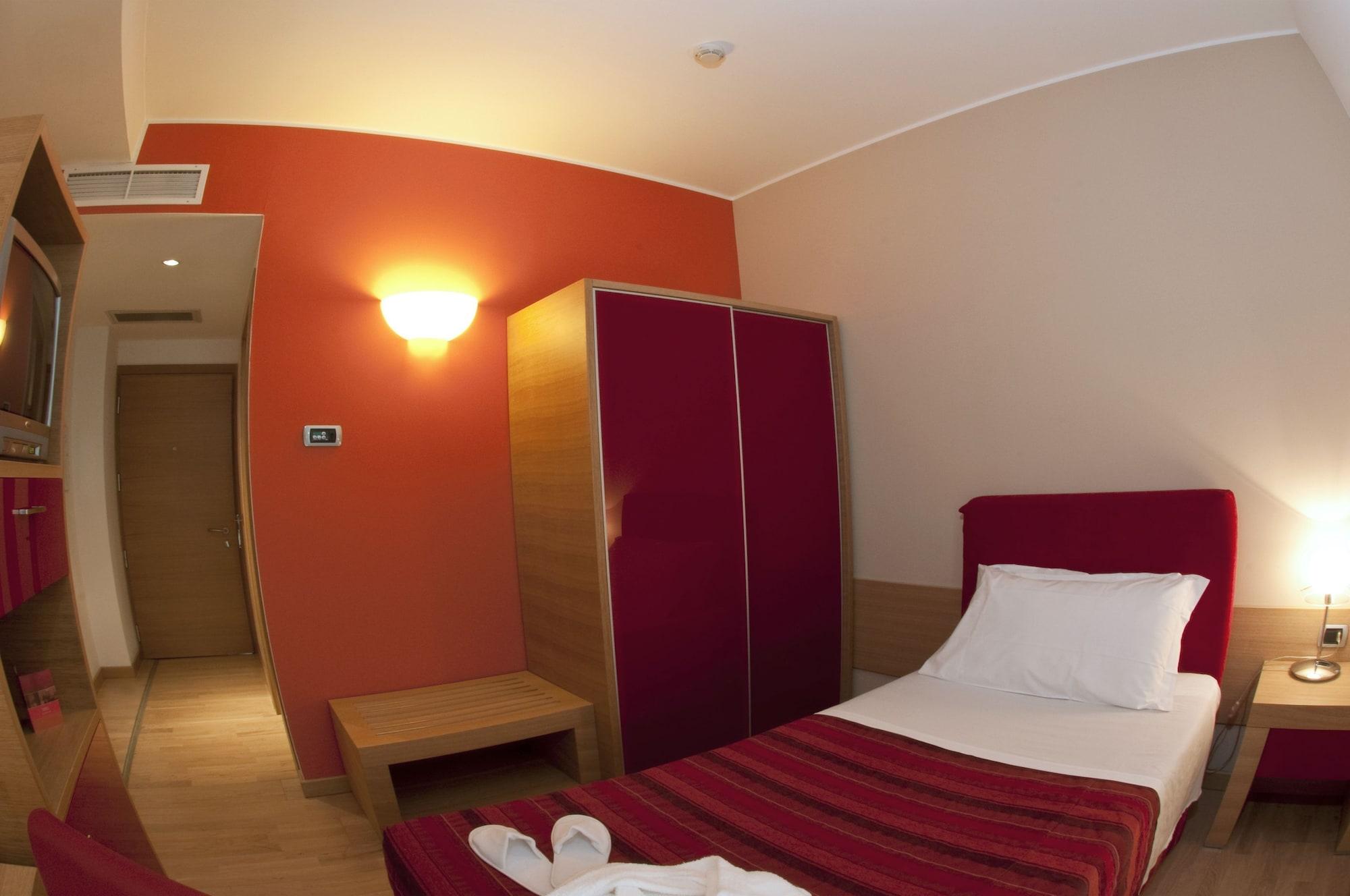 Hotel Remilia Reggio Emilia Luaran gambar