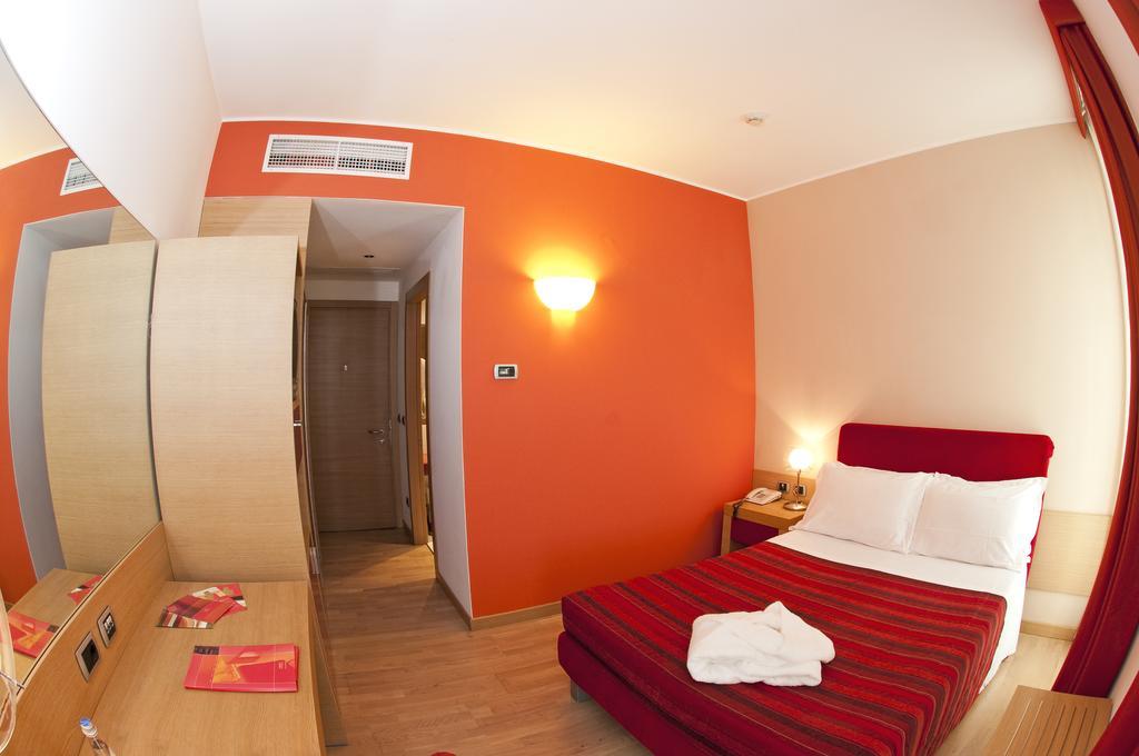 Hotel Remilia Reggio Emilia Luaran gambar